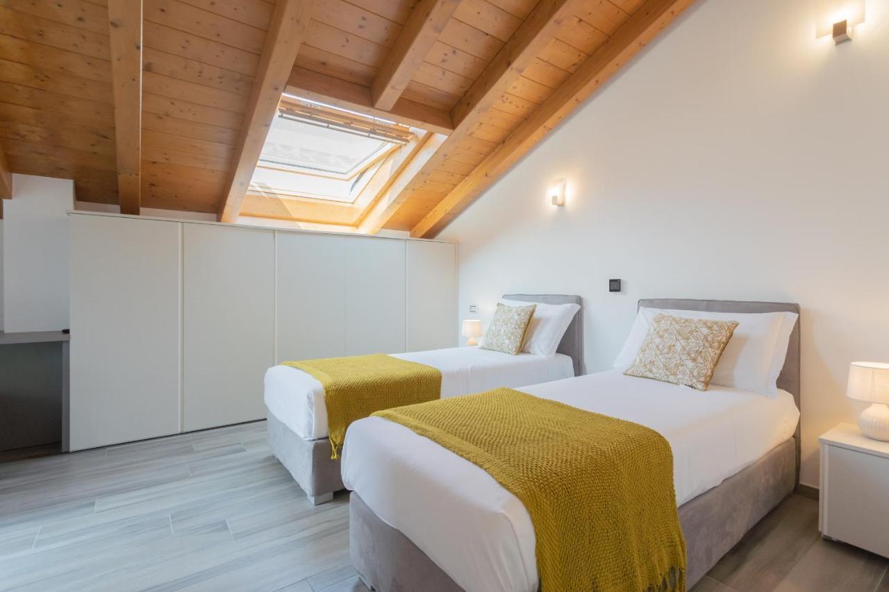 Dream Lake Apartments Lake View - Private Beach By Rent All Como Lezzeno Extérieur photo